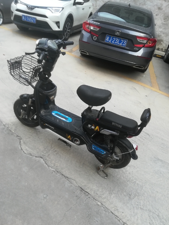 五羊四十八伏十二安电动车