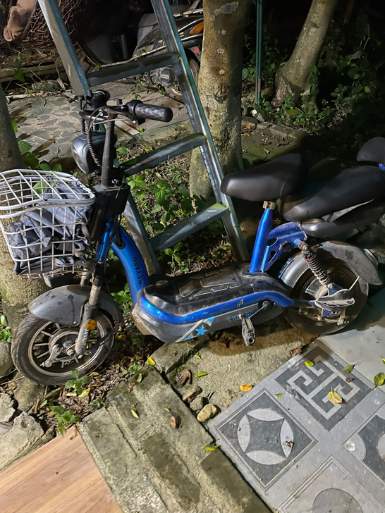 五羊电动车 洗干净还有89成新 闲置 有需...