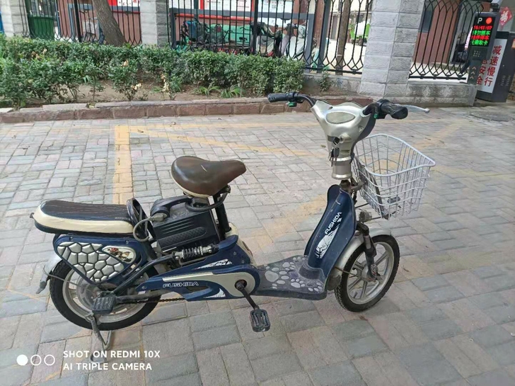 出售闲置电车,电瓶换一年,正常使用。内外胎...