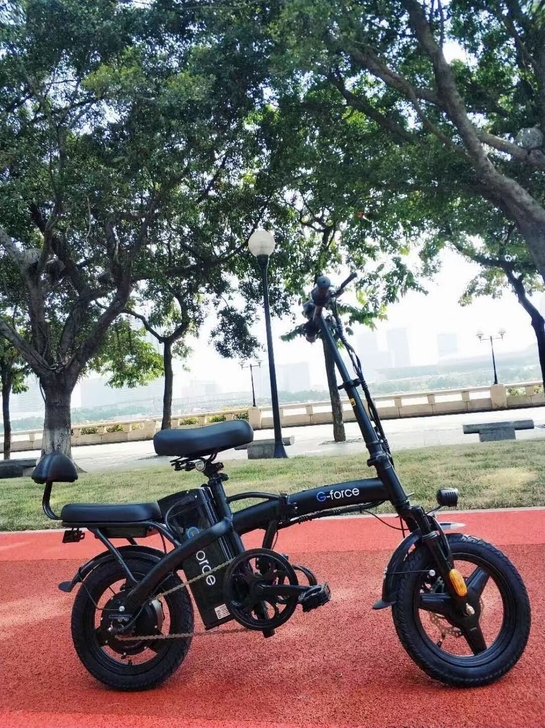 转手原因:有米了,脱单了,所以想换个大点的...