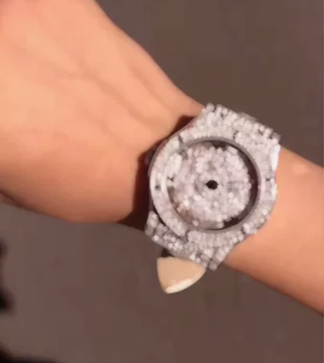 DAVENA蒂玮娜五芒星时来运转手表女款满...