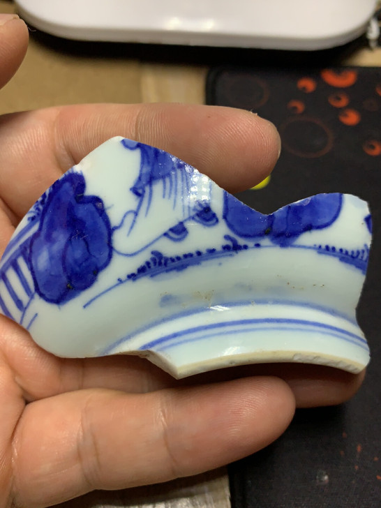 康熙跑不掉了吧，这个主要用来学习底足和青花...