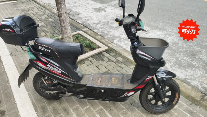 电动车便宜急卖，五个电瓶60V，绿色牌照，...