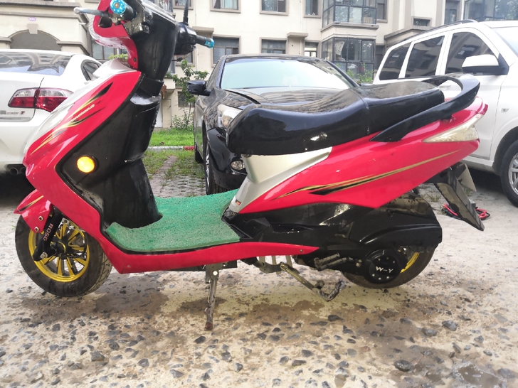 踏板摩托125，实变1630公里，没任何毛...