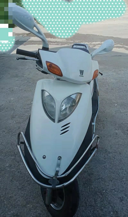 豪爵悦星踏板125摩托车，五年的车，审保齐...