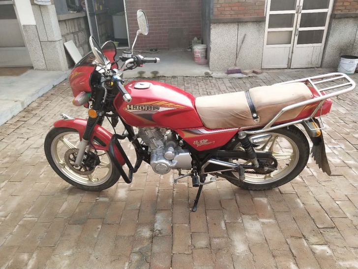 豪爵125摩托车换面包车，2010年左右买...