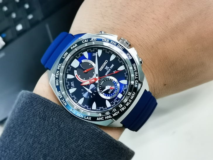 SEIKO精工世界地区光动能手表型号：SS...