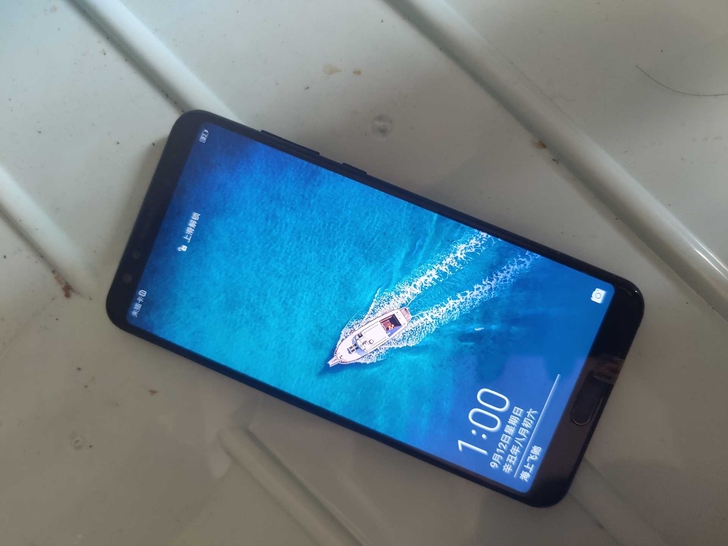 华为nova2s手机功能正常，6+128手...