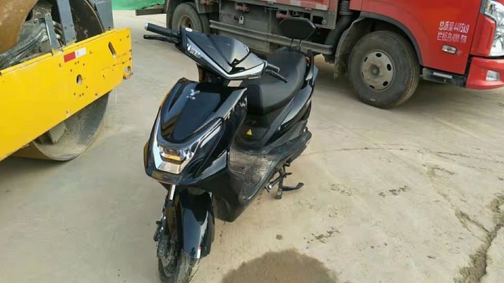 新大洲（本田）电动车。高配版。骑了一个月多...