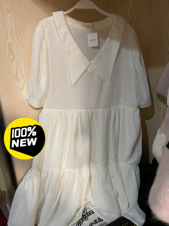 白色娃娃领连衣裙 全新 吊牌在