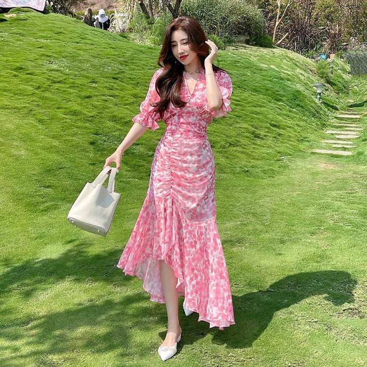 仅穿过一次看起来和全新没区别，S码  面料...