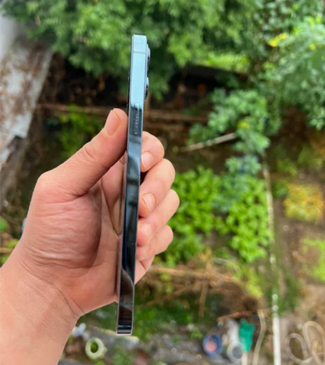 iphone 12pm256澳版，无面容，...