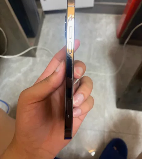 苹果12pro加拿大有锁版本，可刀最好同城...