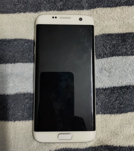 三星S7edge 屏幕5.5寸，2k曲面屏...