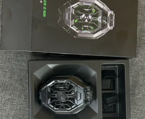 出黑鲨散热器，散热完好，有质量保证，自己用...