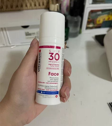 优佳防晒50毫升 用过几次就喜欢可以联系 ...