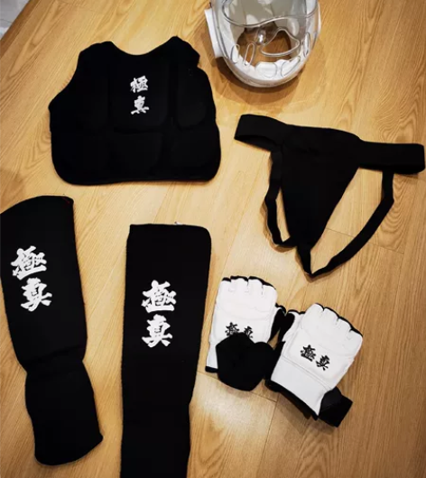 @@##极真@@##空手道一套护具，头盔，...