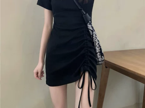 黑色紧身抽绳连衣裙修身气质包臀短裙小个子休...