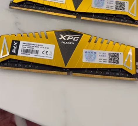 威刚科技内存条 16G 240元一条不退不换