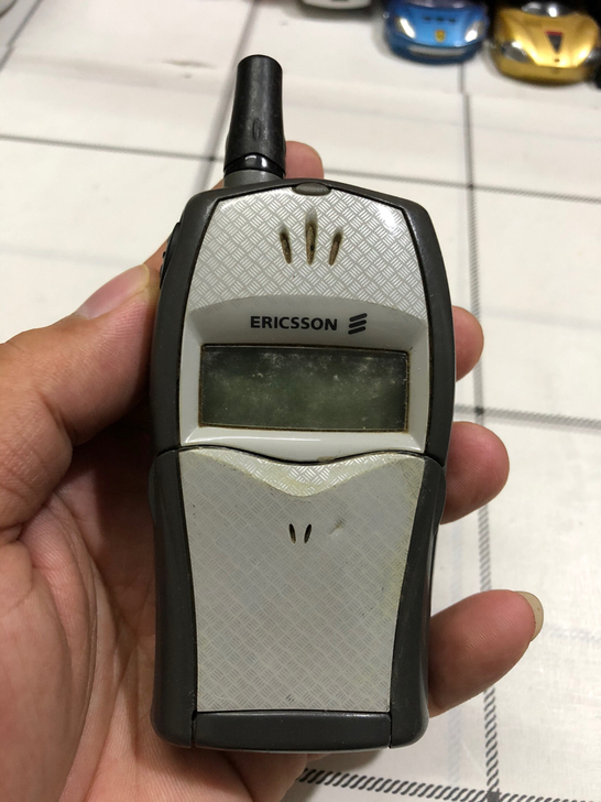 摩托罗拉T20;没有测试,不知道好坏,售出...