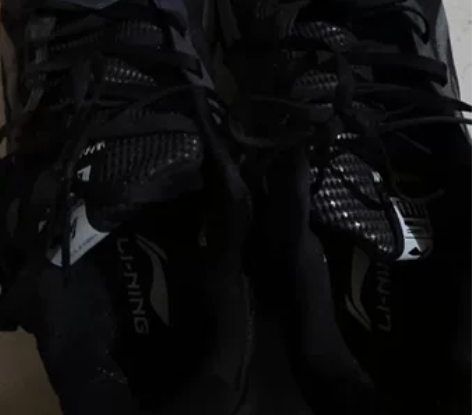 李宁正品男款鞋科技防水，带鞋盒，就穿一次买...