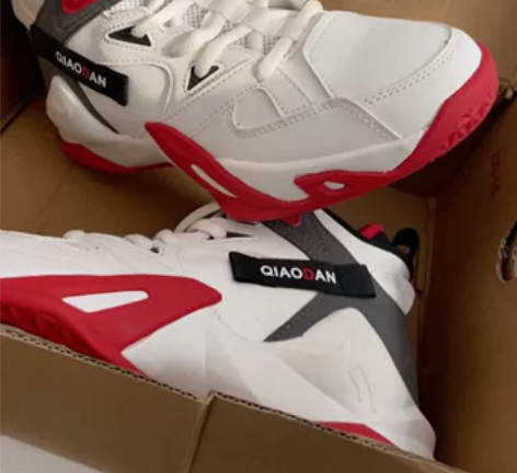 乔丹儿童篮球鞋 全新原盒36码 偏小适合3...