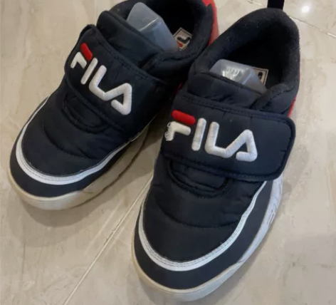 斐乐正版儿童鞋34码，九成新，二棉 感兴趣...