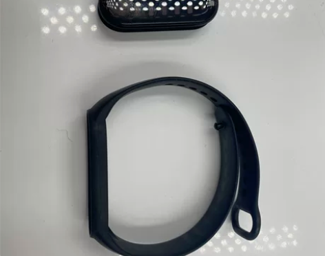 8成新小米手环6 系列 本商品支持使用双1...