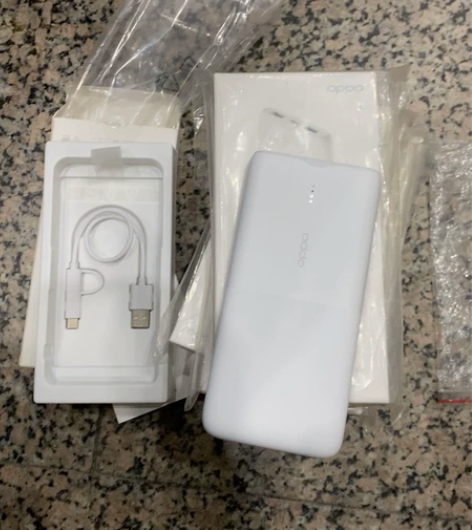充电宝全新未拆封opoo品牌，1万毫安时，...