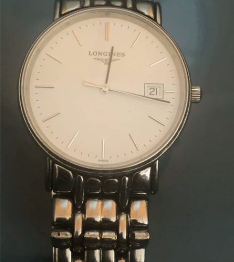 ?懂得人自己会看。当初免税店买的型号。浪琴...