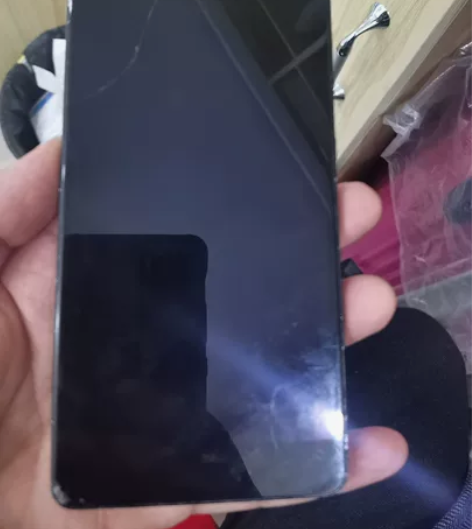 诺基亚7，外玻璃坏了，内屏正常，目前使用也...