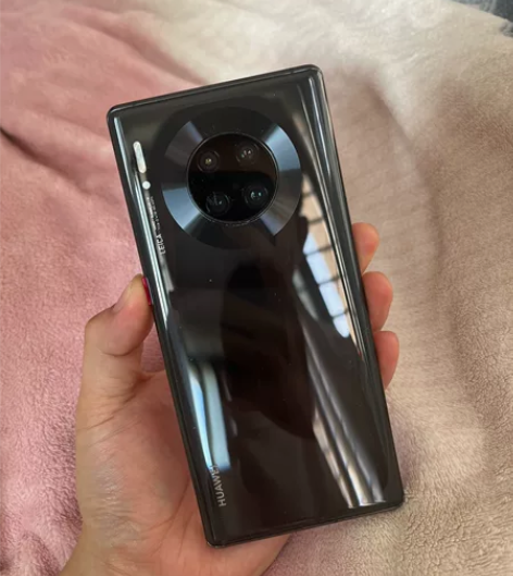 华为mate30pro  5G版本8＋12...