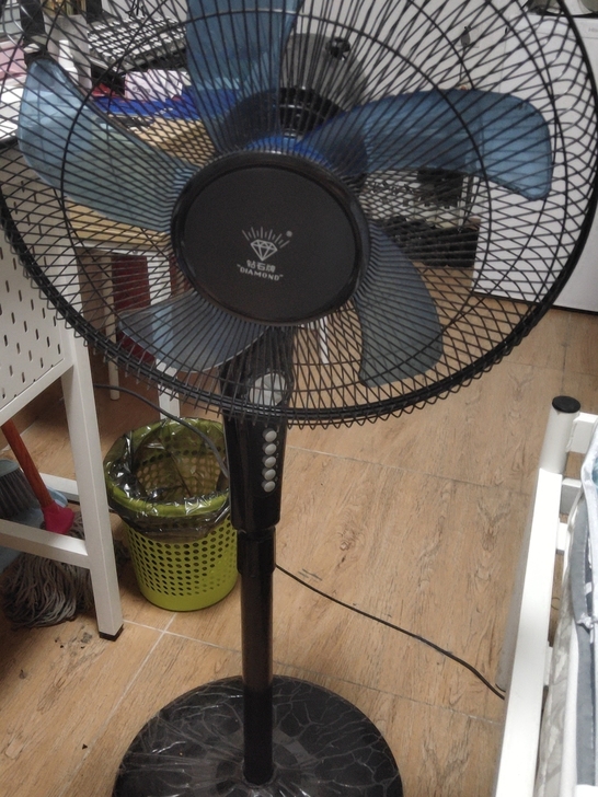 三月份买的，那时候还没搬家，之后办了新家有...