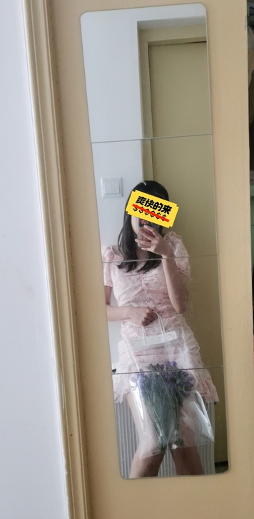 连衣裙仅下水一次拍照试穿