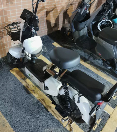 转卖台铃电动车电动自行车，原价2800多 ...