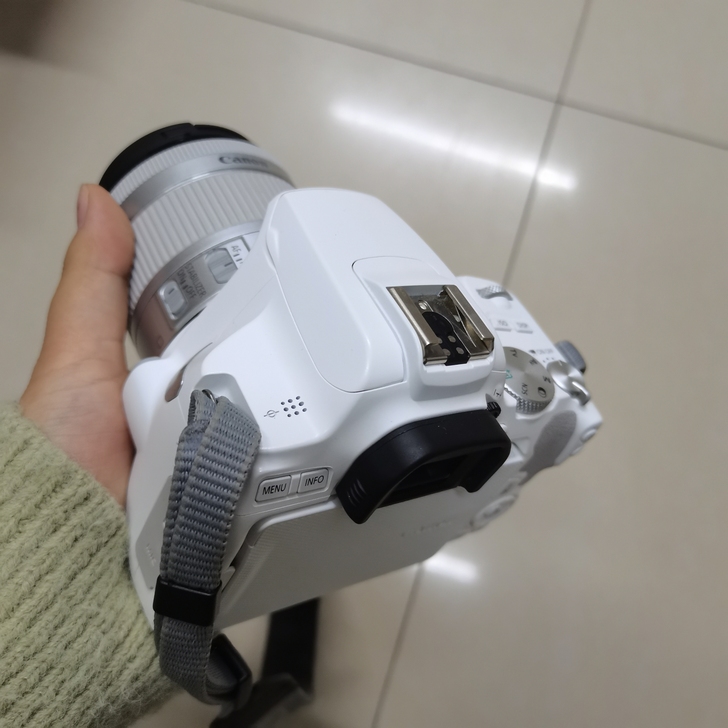 Canon/佳能 EOS 200D II