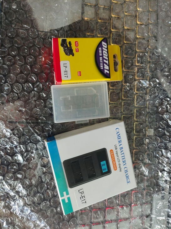 佳能副厂电池99新，lp-e17电池+充电...