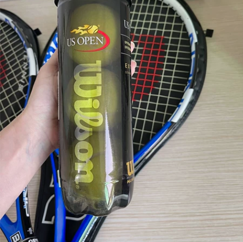 Wilson网球，全新 感兴趣的话点“我想...
