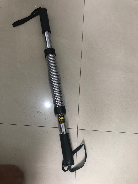 臂力器30kg的,要搬家了,留着占地方,买...