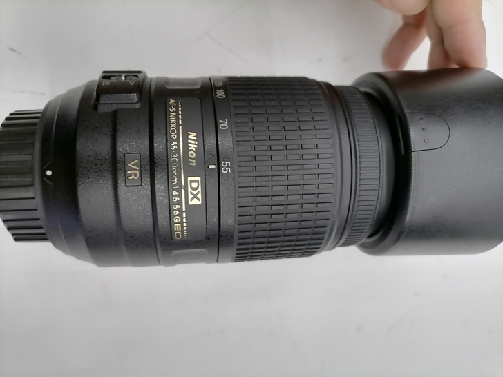 尼康 55-300 VR 半幅镜头 97新...