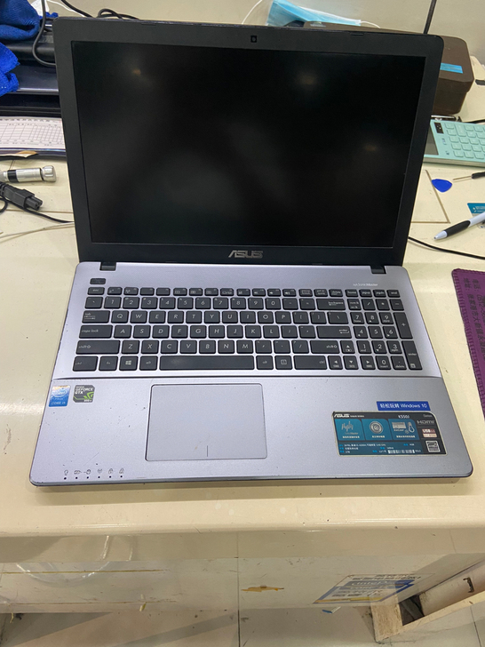 华硕游戏本 飞行堡垒k550j 二手笔记本...