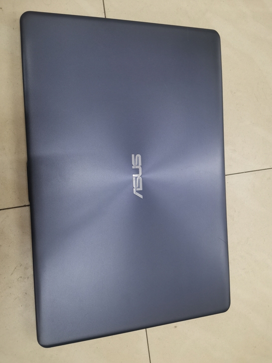 华硕大屏薄本，i7 8550U，8G内存，...