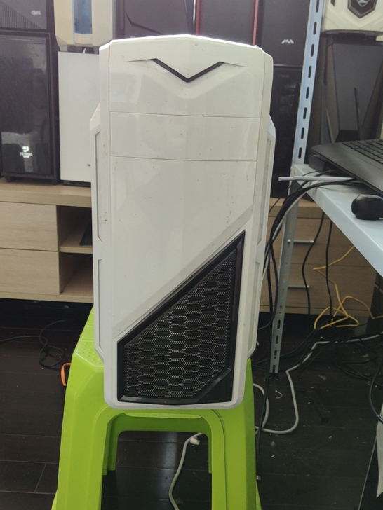 至强 X5660 六核台式主机