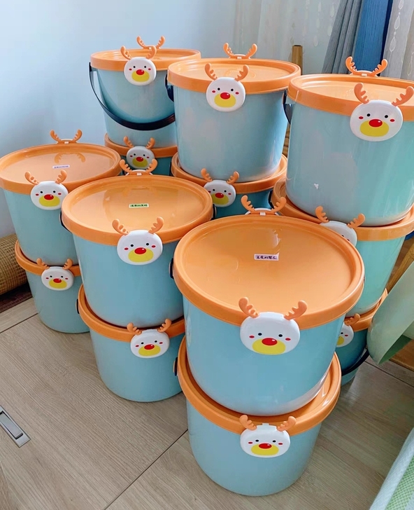 批发处理一批儿童玩具收纳桶零食桶，塑料收纳...