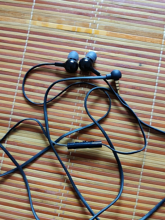 3.5弯头耳机233621E701，适合游...