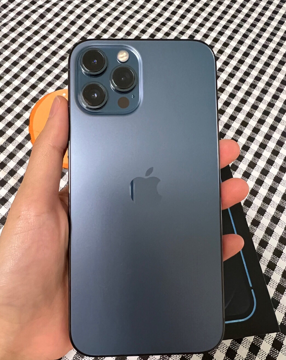 个人苹果12Promax 国行正品128内...