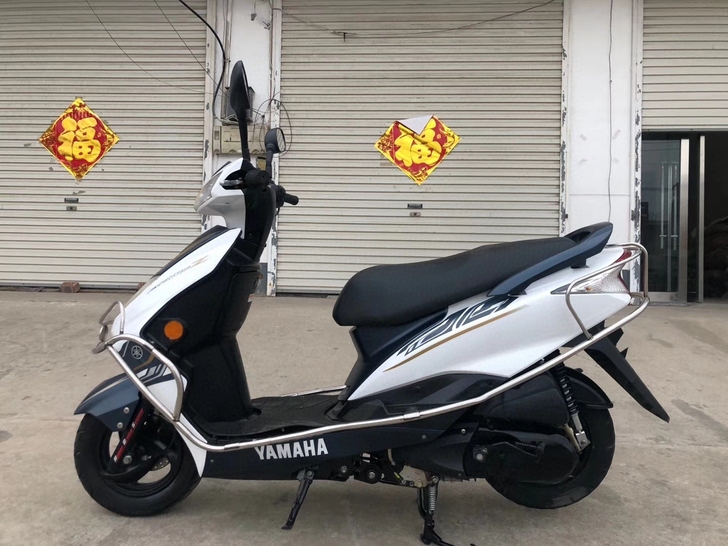 二手摩托车，踏板车，女装车新到豪爵天鹰12...