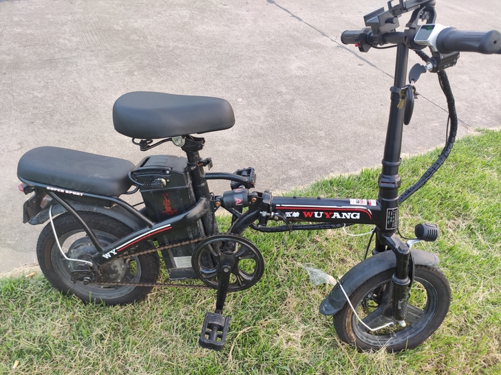 五羊折叠电动车48v18ah，可上牌，带助...