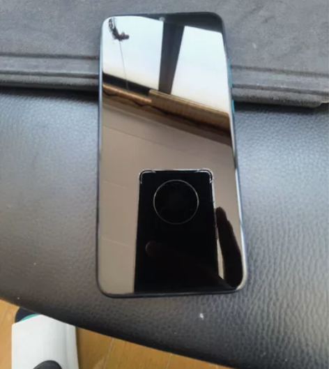 华为畅享9S4+128购于京东 成色95新...