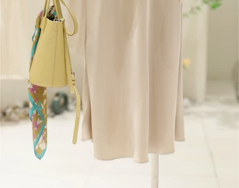 ?温柔的粉色鱼尾裙丝滑缎面优雅a字半身裙中...